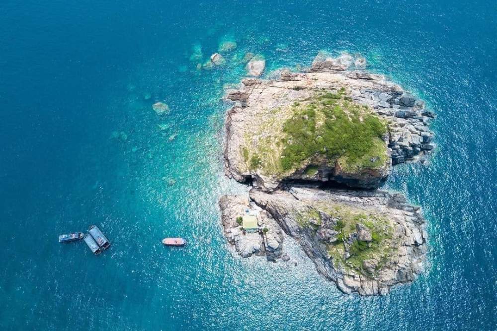 Vue panoramique de l'île Hon Mun de Nha Trang vue d'en haut